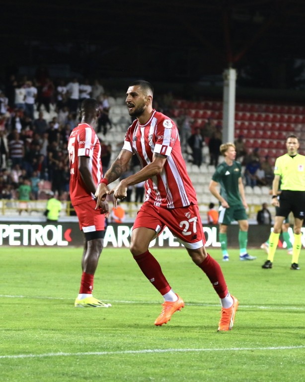 Foto - Trendyol 1. Lig: Boluspor: 2 - Esenler Erokspor: 1