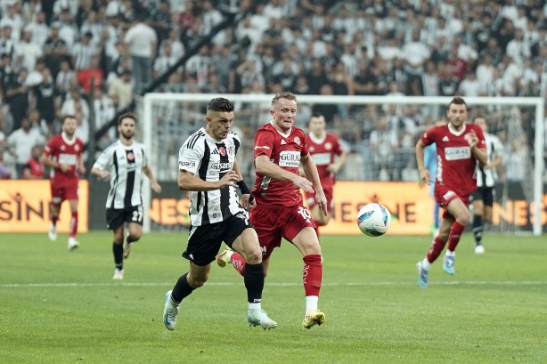  Trendyol Süper Lig: Beşiktaş: 4 - Antalyaspor: 2