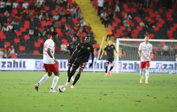Foto - Trendyol Süper Lig: Gaziantep FK: 0 - Samsunspor: 1