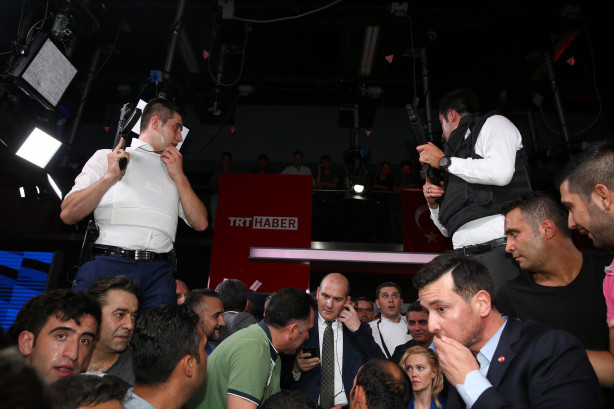 Foto - TRT Binası Özgürlüğe Kavuştuktan Sonra - 15 Temmuz