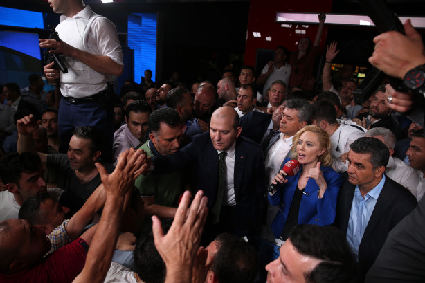 Foto - TRT Binası Özgürlüğe Kavuştuktan Sonra - 15 Temmuz