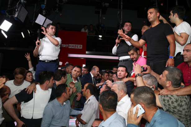 Foto - TRT Binası Özgürlüğe Kavuştuktan Sonra - 15 Temmuz