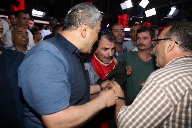 Foto - TRT Binası Özgürlüğe Kavuştuktan Sonra - 15 Temmuz