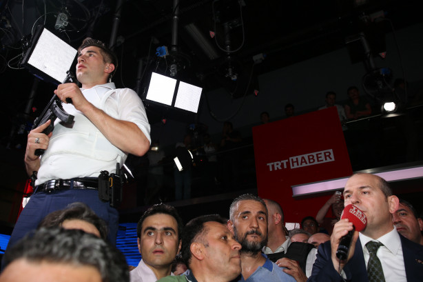 Foto - TRT Binası Özgürlüğe Kavuştuktan Sonra - 15 Temmuz