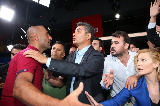 Foto - TRT Binası Özgürlüğe Kavuştuktan Sonra - 15 Temmuz