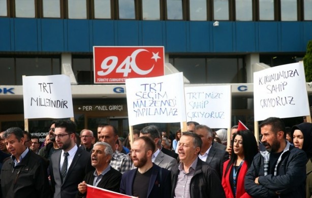 Foto - TRT çalışanlarına yönelik saldırılar protesto edildi