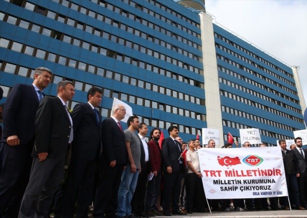 Foto - TRT çalışanlarına yönelik saldırılar protesto edildi