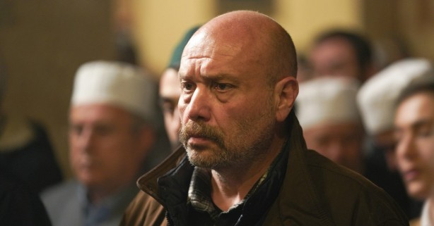 Foto - TRT dizisi deniliyordu! Netlik kazandı… Kenan İmirzalıoğlu viral oldu