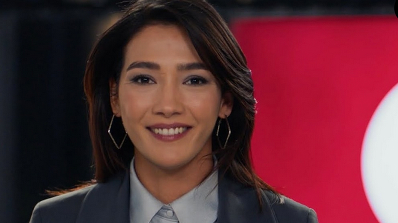 Foto - TRT oyuncusunun haline bak! Bir de utanmadan milleti galeyana getiriyor! Sen önce alkolikliğine çare bul...