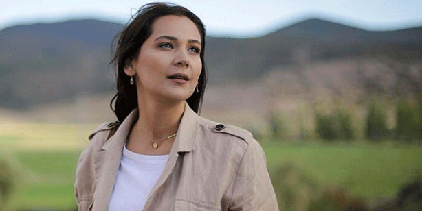 TRT'nin Al Sancak dizisine başlayan Gülsim Ali İlhan’ın "Türkiye düşmanı" rolüyle işi çok zor