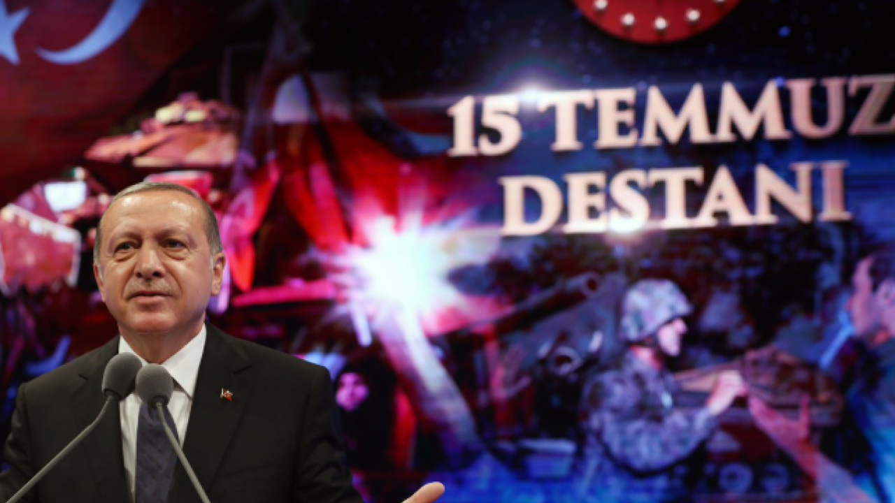 Foto - Trump ABD’nin FETÖ’sünden kurtulmazsa biter