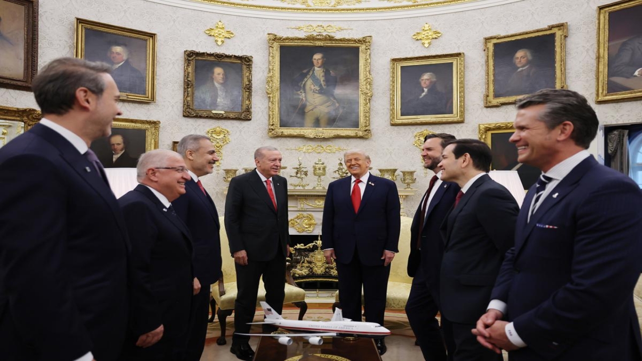 Foto - Trump F-35 sinyalini verdi! İki ülkede "Türkiye" paniği başladı: Ne yapacaklarını şaşırdılar