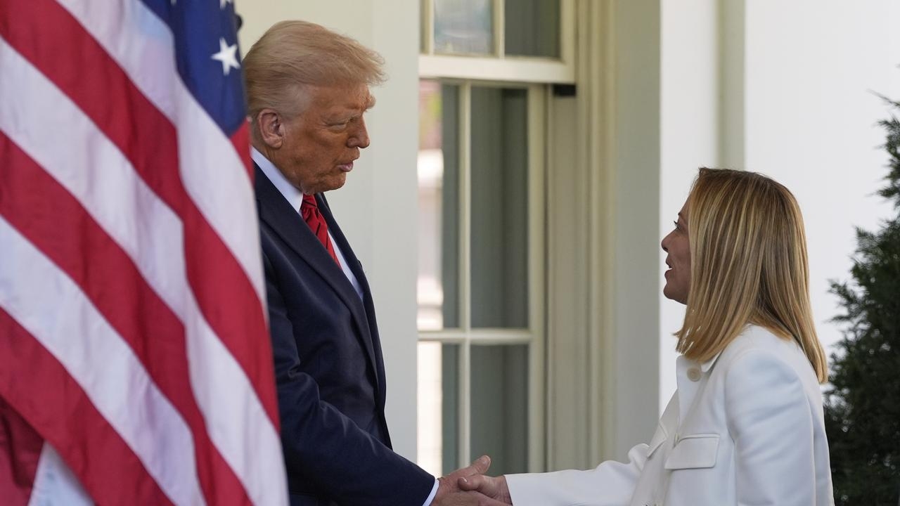 Foto - Trump hiç bu kadar rezil olmamıştı! Sarı başkanın hakkından sarı başkan geldi