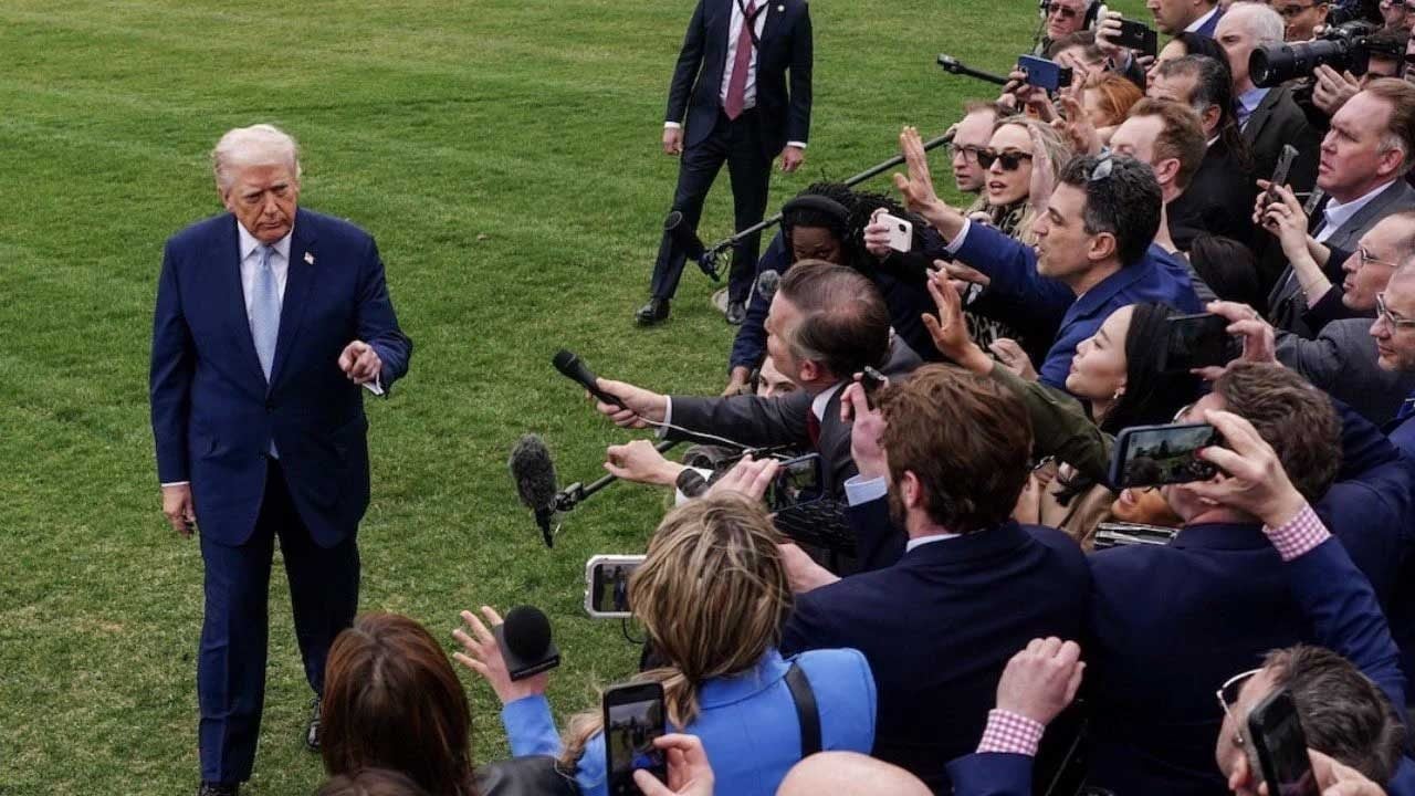 Foto - Trump ismini açık açık söyledi: Oradan "inanılmaz" miktarda petrol taşındı