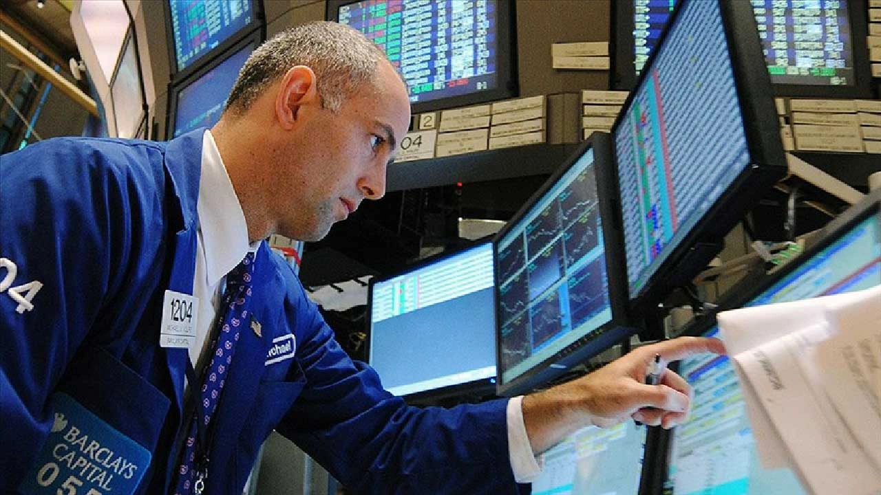 Foto - Trump, piyasalara balyozla daldı! Borsalar çakılırken altın zirvesinde