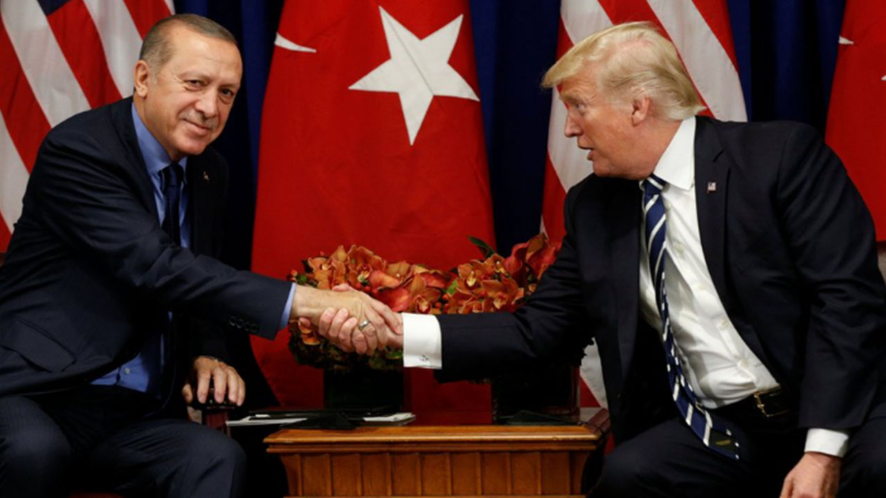 Foto - Trump, Türkiye'ye yollamak üzere olduğunu Erdoğan'a bildirdi: O isim emrinizde başka kimseyi aramayın