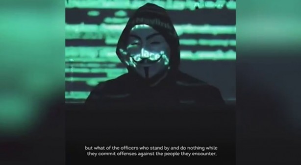 Foto - Trump'a büyük şok! Anonymous ''çocuğa istismar'' rezaletinin belgelerini paylaştı