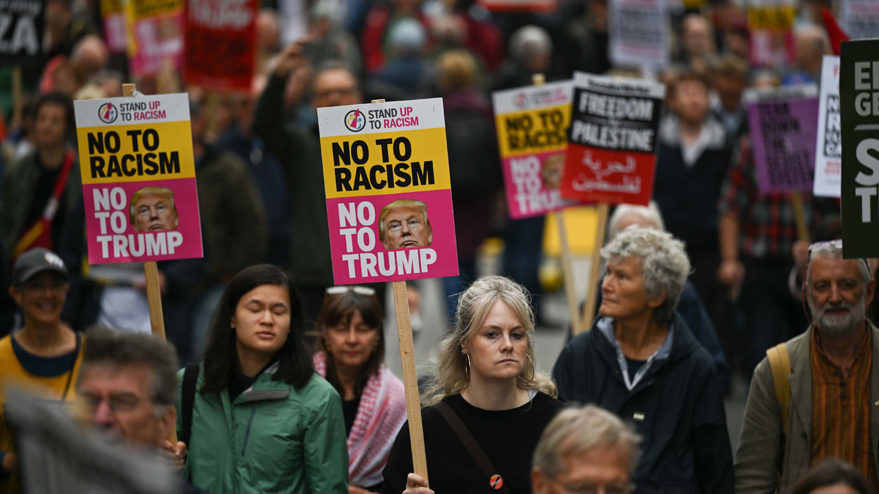 Foto - Trump’a soğuk duş! Londra siyonist hamisini protesto etti