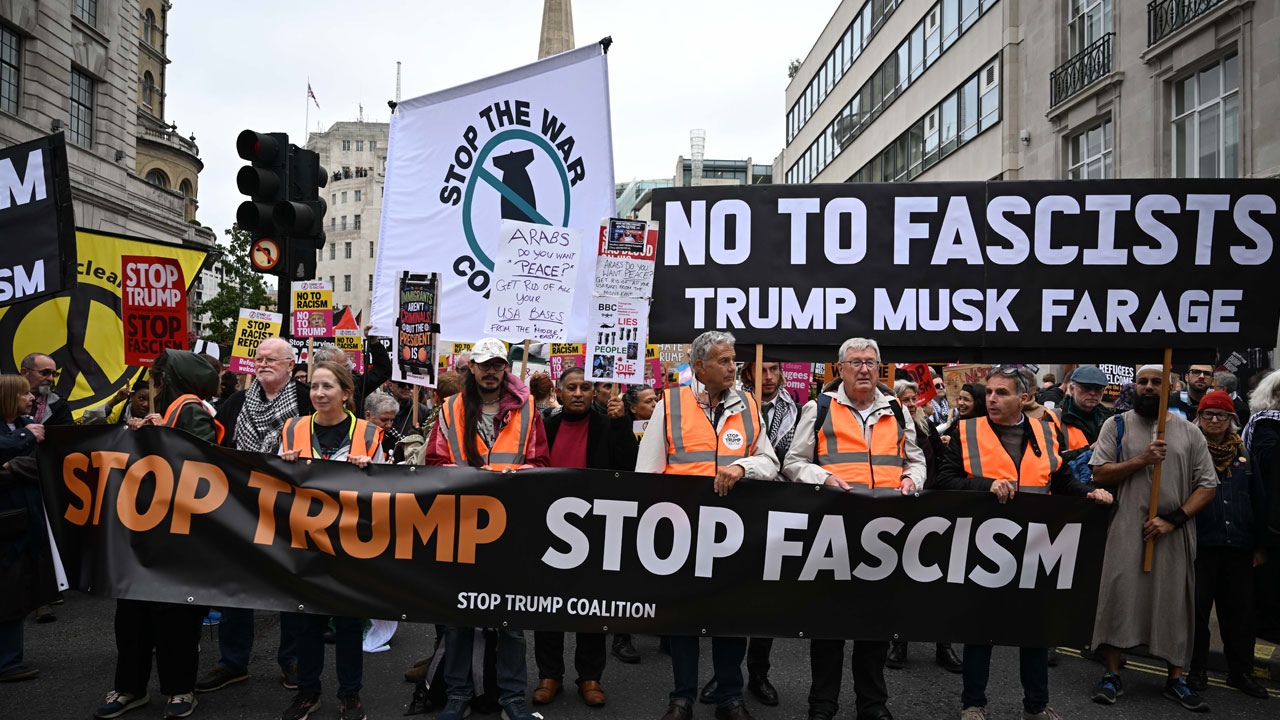 Trump’a soğuk duş! Londra siyonist hamisini protesto etti