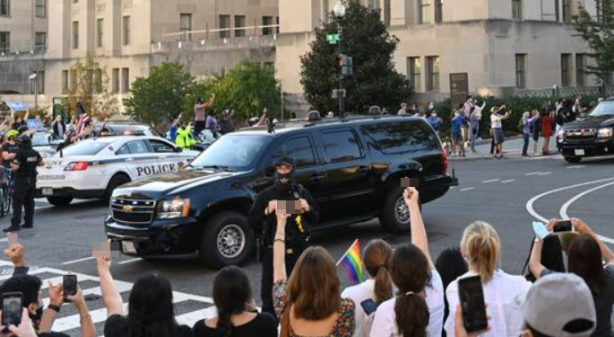 Foto - Trump'ı şoke eden hareket!