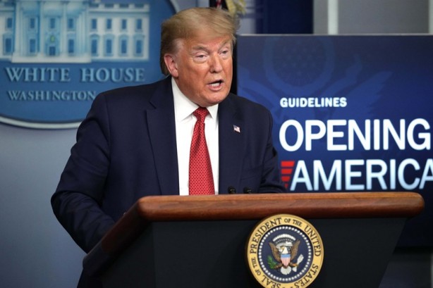 Foto - Trump'ı ekonomi korkusu sardı: Aşı bulunmasa da normale döneceğiz!