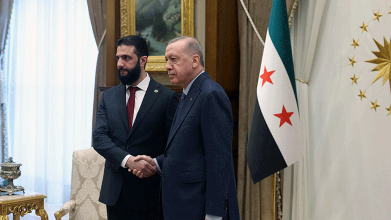 Foto - "Trump’ın Gazze planı…" Ahmet Şara kararını verdi!