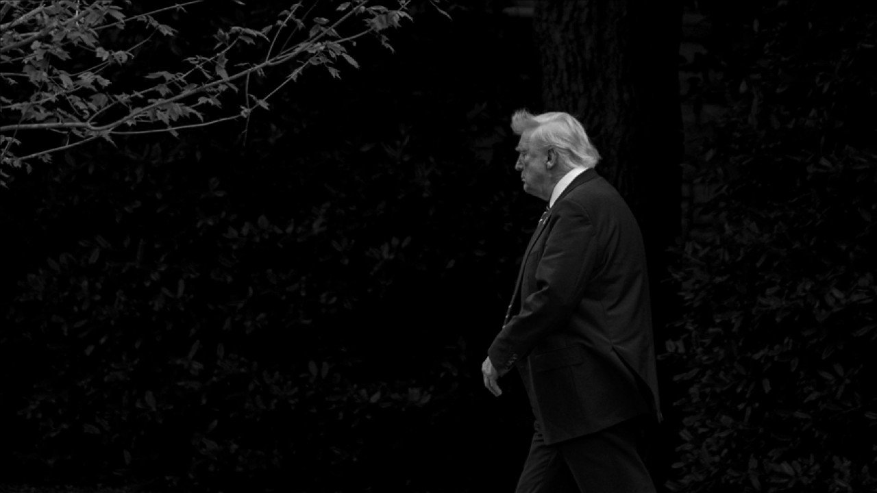 Foto - Trump'ın sapıklığını böyle örtüyorlar! 'Muhbirlik yaptı'