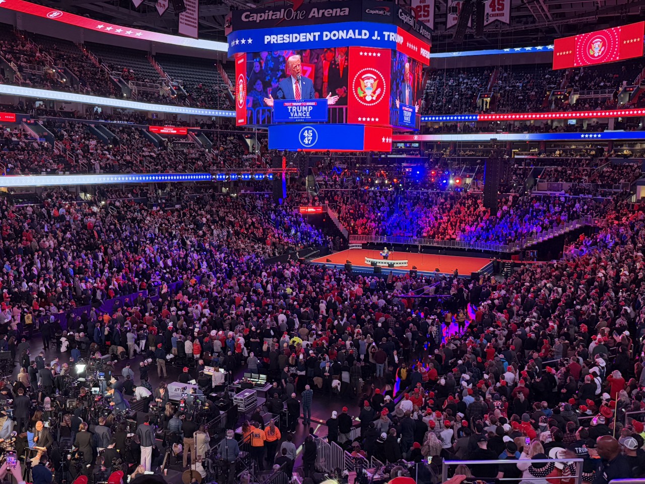 Foto - Trump'tan zafer mitinginde gövde gösterisi