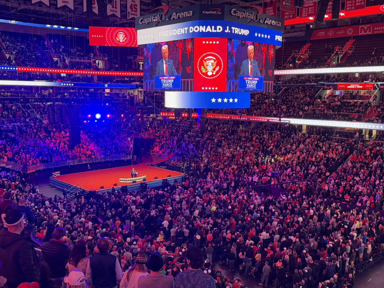 Foto - Trump'tan zafer mitinginde gövde gösterisi