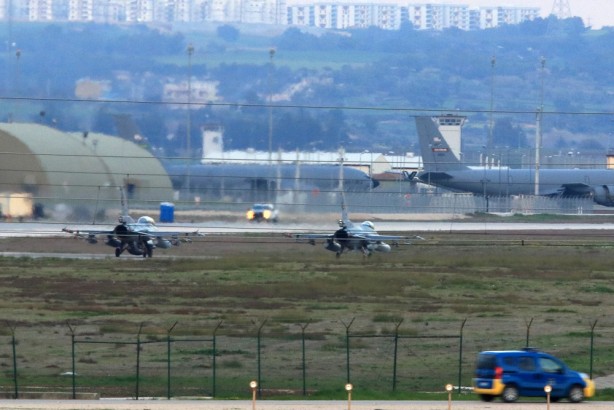 Foto - TSK tepelerine biniyor! İşte hastanelik olan itler