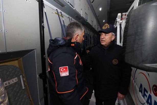 Foto - TSK'dan deprem bölgesine hava yardım koridoru