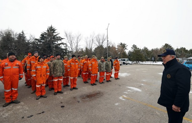 Foto - TSK'dan deprem bölgesine hava yardım koridoru