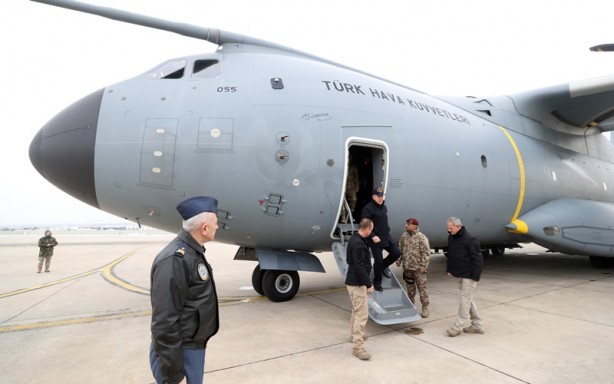 Foto - TSK'dan deprem bölgesine hava yardım koridoru