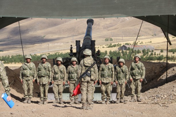 Foto - TSK'nın Erzurum'daki savaş tatbikatı düşman titretti!