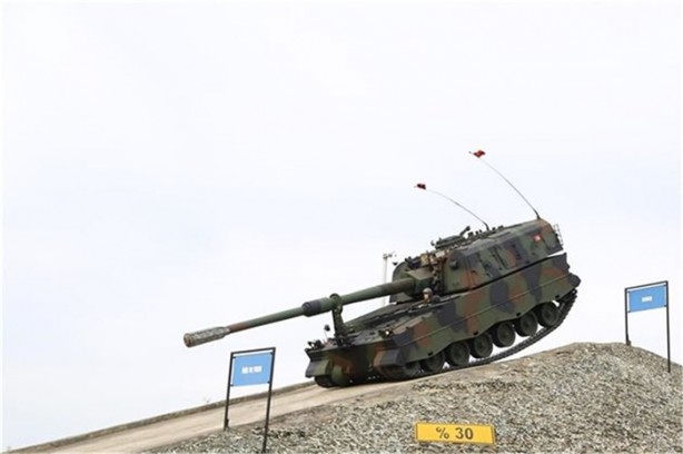 Foto - TSK'nın gururu Fırtına Obüsleri