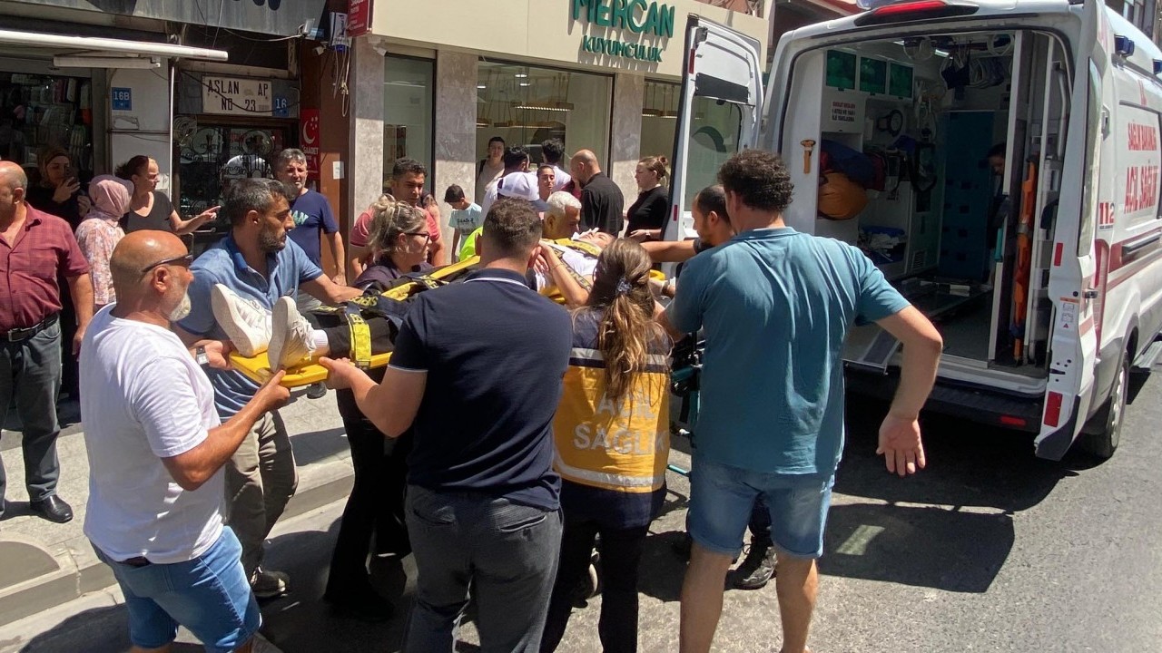 Foto - TTB sapkınları savunup kimyasal silah yalanlarıyla uğraşadursun! Senin gibi doktor olmaz olsun