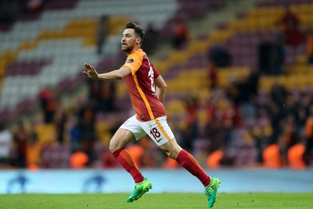 Foto - Tudor o isimlerin biletini kesti! 