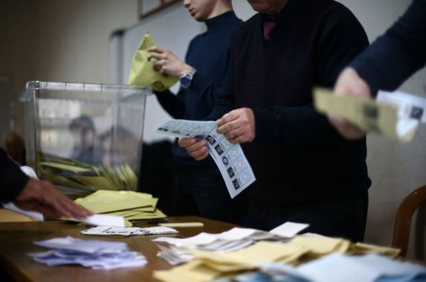 Foto - Tuğçe Kazaz'dan Cumhur İttifakı'na flaş çağrı: O parti ittifaka dahil edilmeli! Eğer edilmezse...