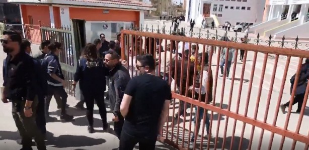 Foto - "Tüh sizin suratınıza" dedirtmişlerdi! Seçim günü büyük namussuzluğa imza atan Dem Partililerle ilgili flaş gelişme