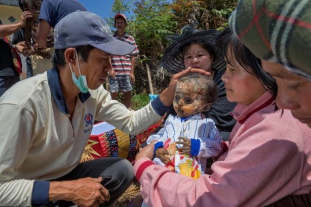 Foto - Tuhaf bir gelenek: Ölülerle aynı evde yaşıyorlar