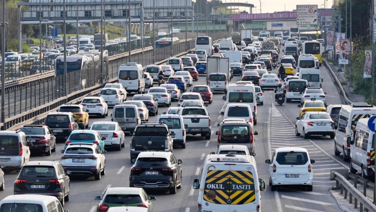 Foto - TÜİK duyurdu: Trafiğe eylülde 161 bin taşıtın kaydı yapıldı