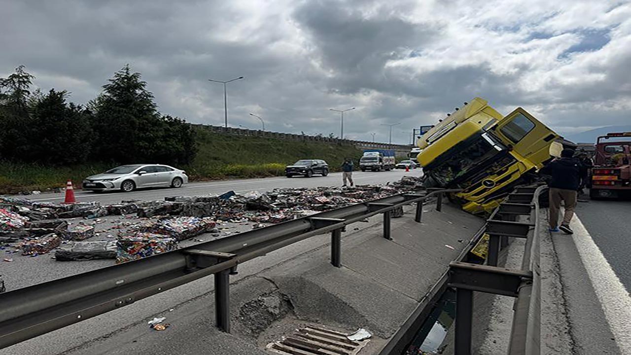 Foto - TÜİK verileri yürek burktu! Trafik kazalarında can kaybı durmuyor, en çok kaza bu yollarda oluyor