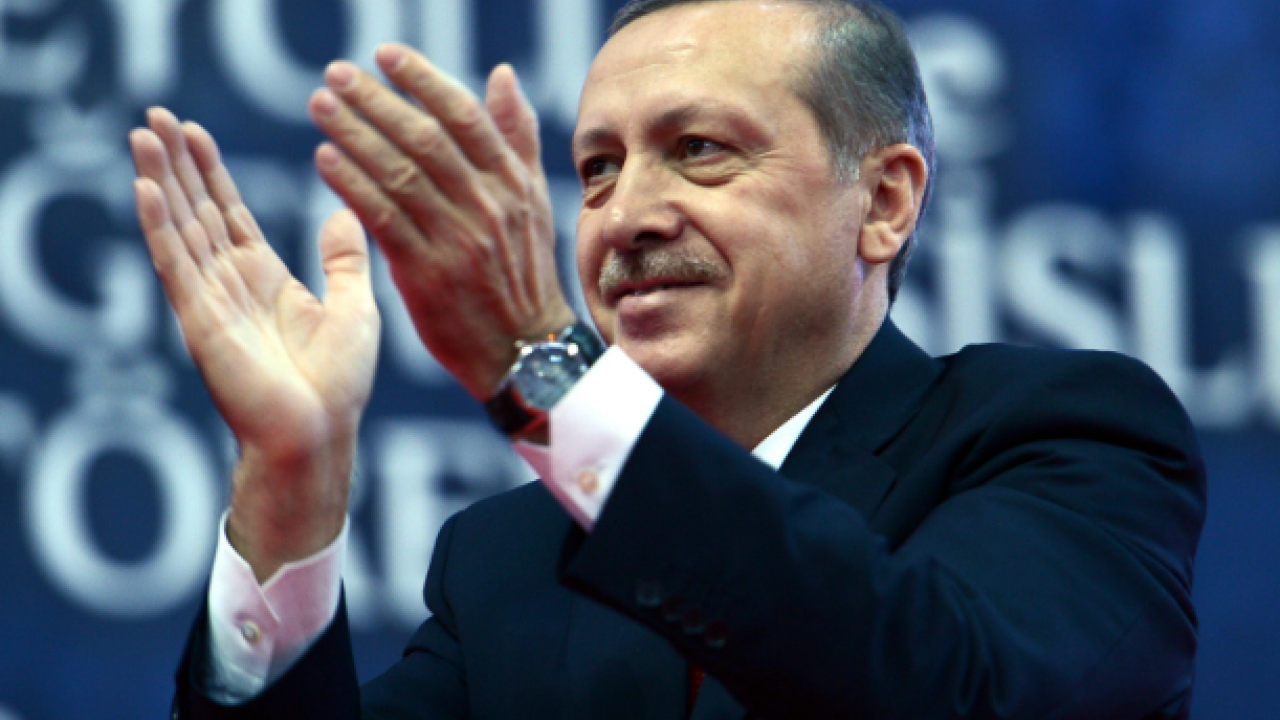 Tülay Hatimoğulları’nı Cumhurbaşkanı Erdoğan neden alkışladı?