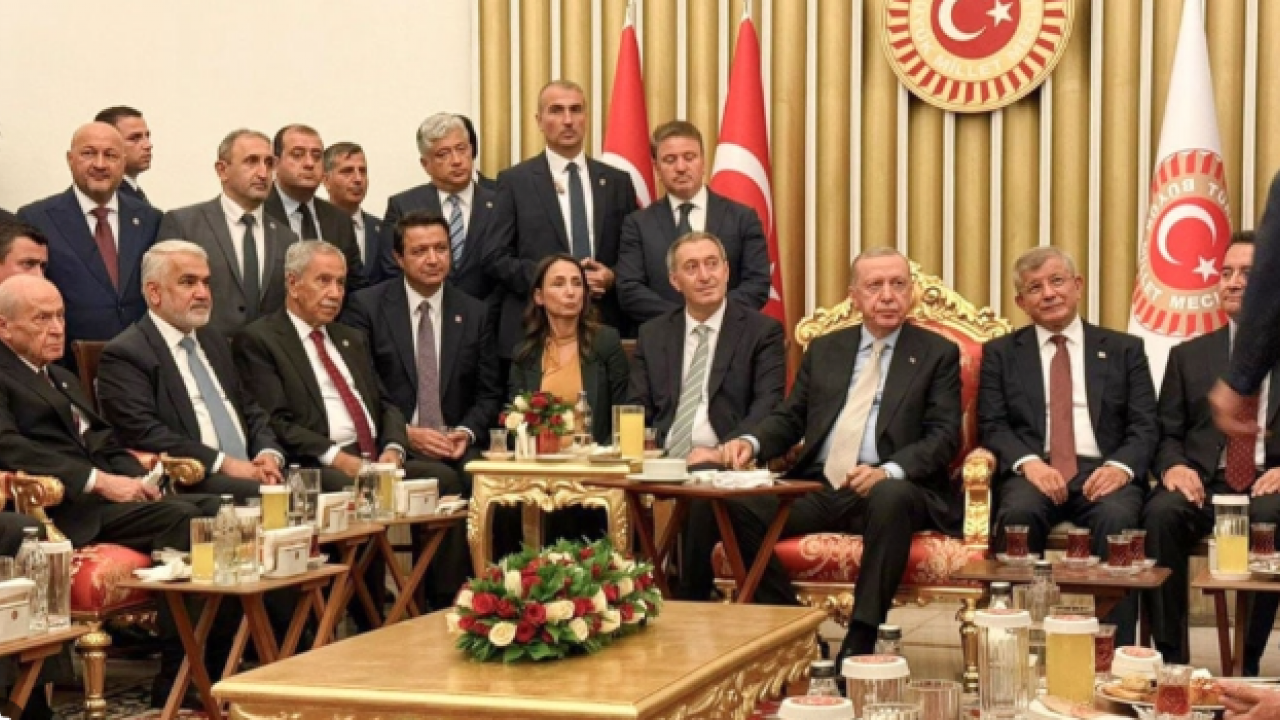 Foto - Tülay Hatimoğulları’nı Cumhurbaşkanı Erdoğan neden alkışladı?