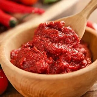 Foto - Tüm aşçıların önerisi! 1 kaşığı bile salçadaki küfü yok ediyor