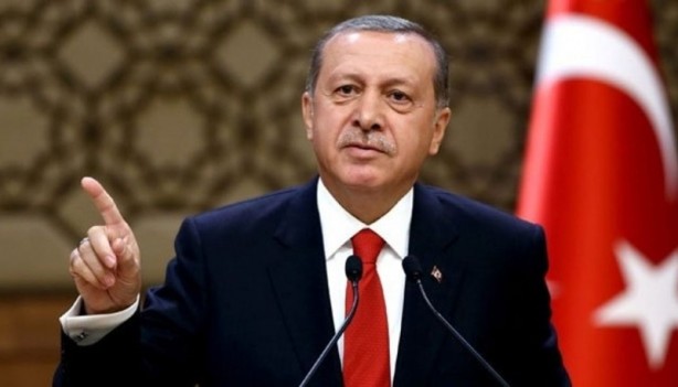 Tüm dünya 15:00’a odaklandı! İşte siyasilerin #müjdelerolsun paylaşımları