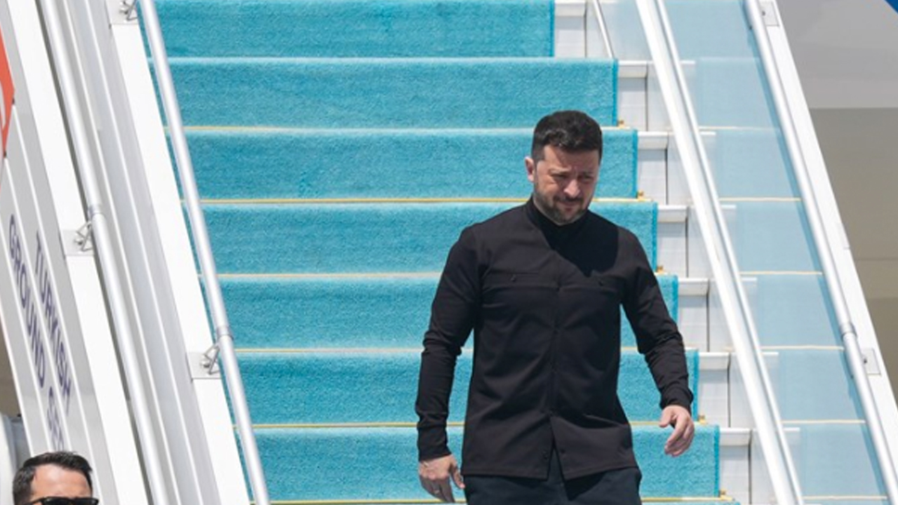 Foto - Tüm dünya barış haberi beklerken Rusya'yla Ukrayna resmen birbirine girdi! Hakaretler havada uçuştu: 'Palyaço', 'Onun işi havlamak'