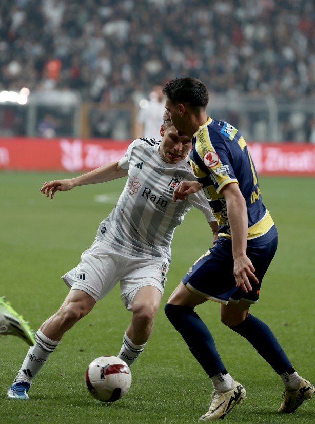 Foto - Tüm dünya Beşiktaş’ı konuşacak! Süper Lig’de yılın transferi geliyor: İşte taraftarın yeni prensi…