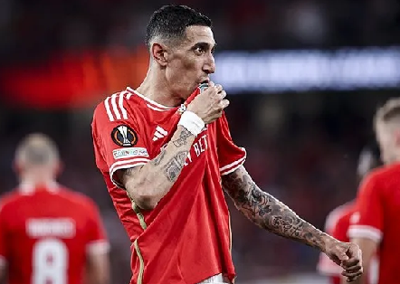 Foto - Tüm dünya Beşiktaş’ı konuşacak! Süper Lig’de yılın transferi geliyor: İşte taraftarın yeni prensi…