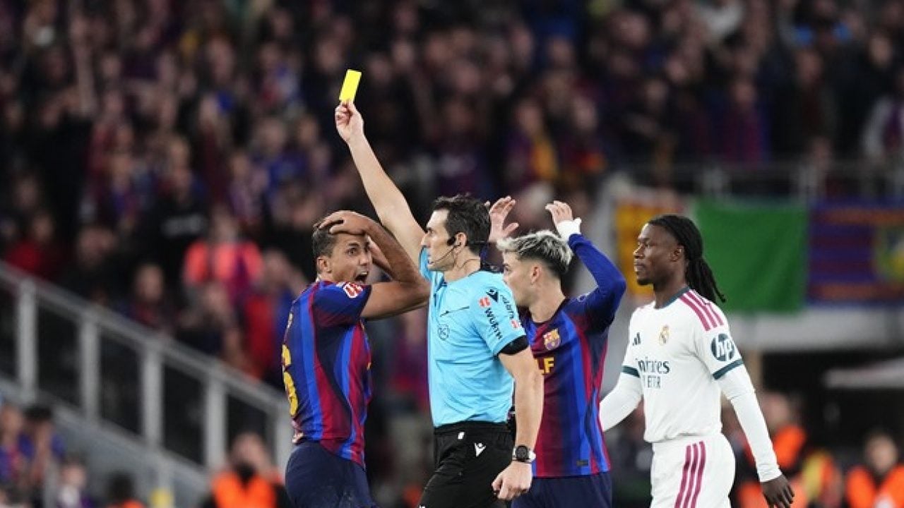 Foto - Tüm dünya bunu konuşuyor: El Clasico'da Arda Güler'den Mourinho'ya olay müdahale!